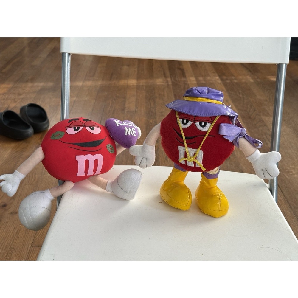 2004 Galerie Mars M&M's Candy Red Easter Spring Showers Plush Toy Lot Of 2